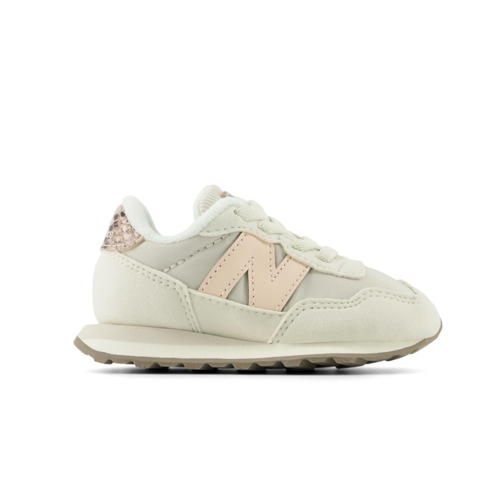 New Balance Kids Cream Sneakers with Pink Logo Accent
